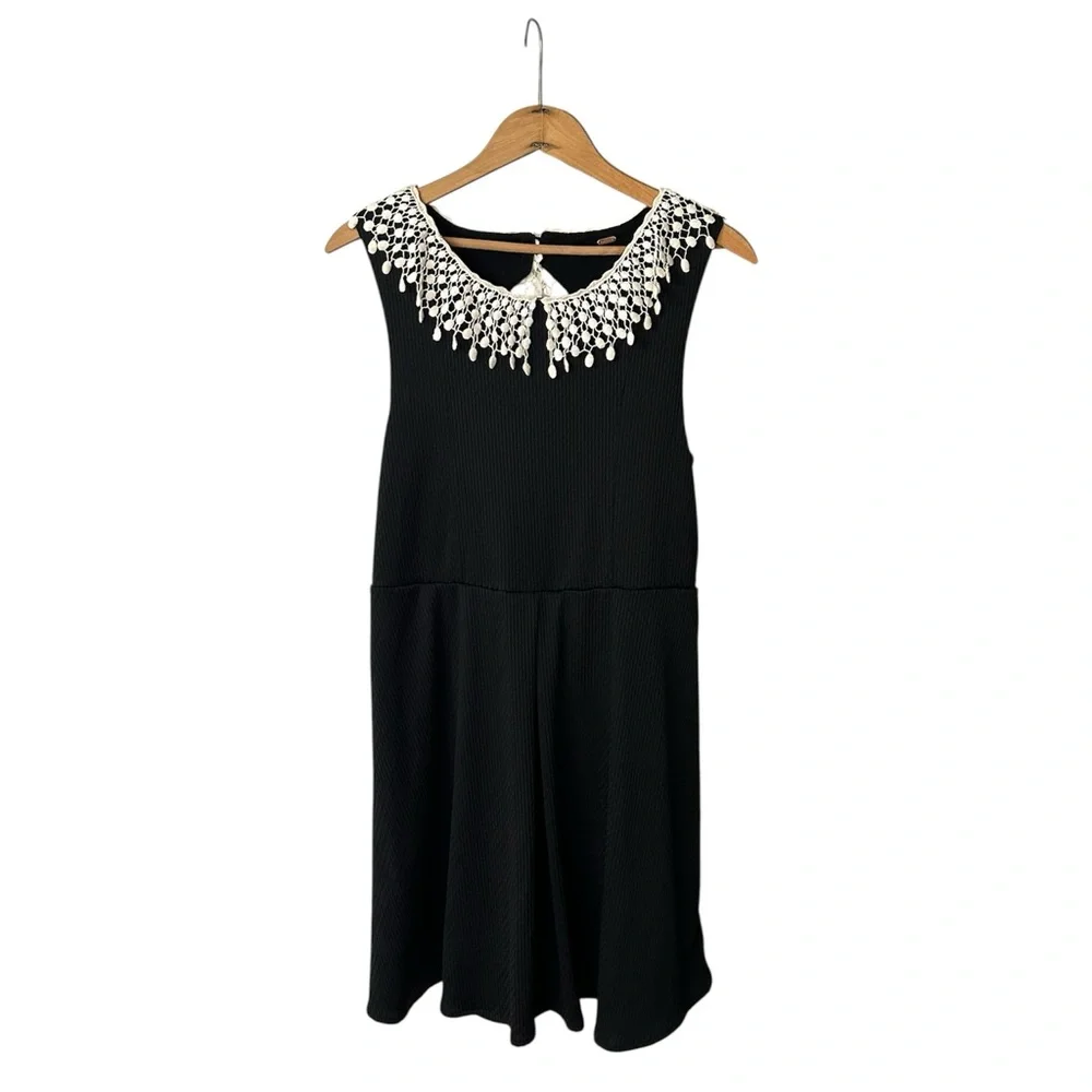 Free People | Womens Black Mini Dress Cream Crochet Peter Pan Collar Open Back M - Picture 3 of 16